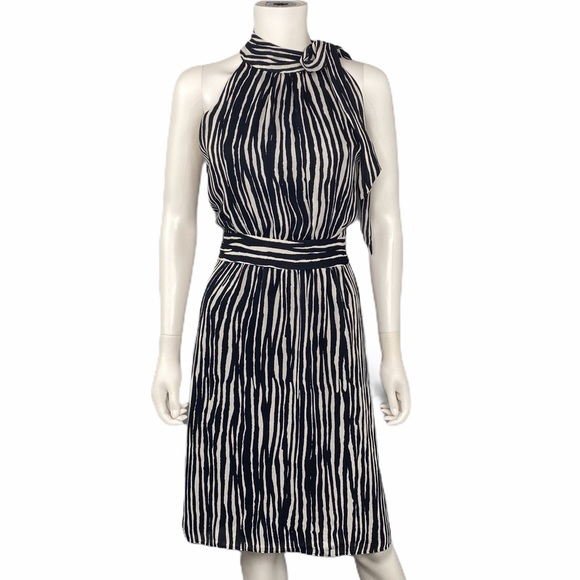 Banana Republic Dresses & Skirts - Banana Republic Black White Striped Dress Size 6